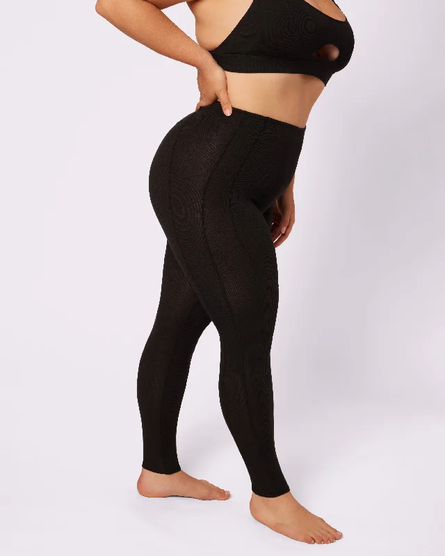 Essential Lush Leggings | Lush Rib (Eightball)