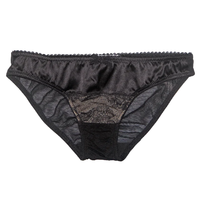 Eliza Briefs